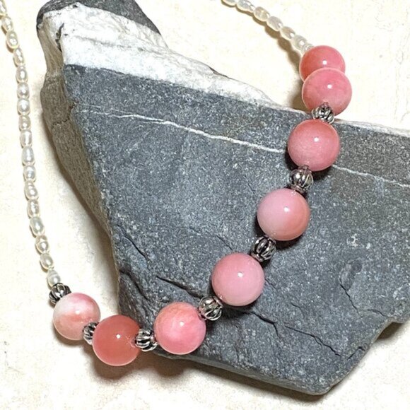 Beaded Dyed Pink Agate & White Freshwater Pearl Adjustable Choker - Picture 10 of 14